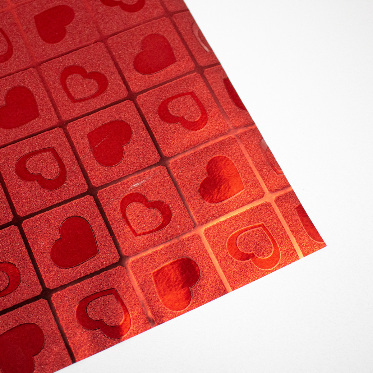 Papel de regalo 3D con diseño de mosaicos con corazones