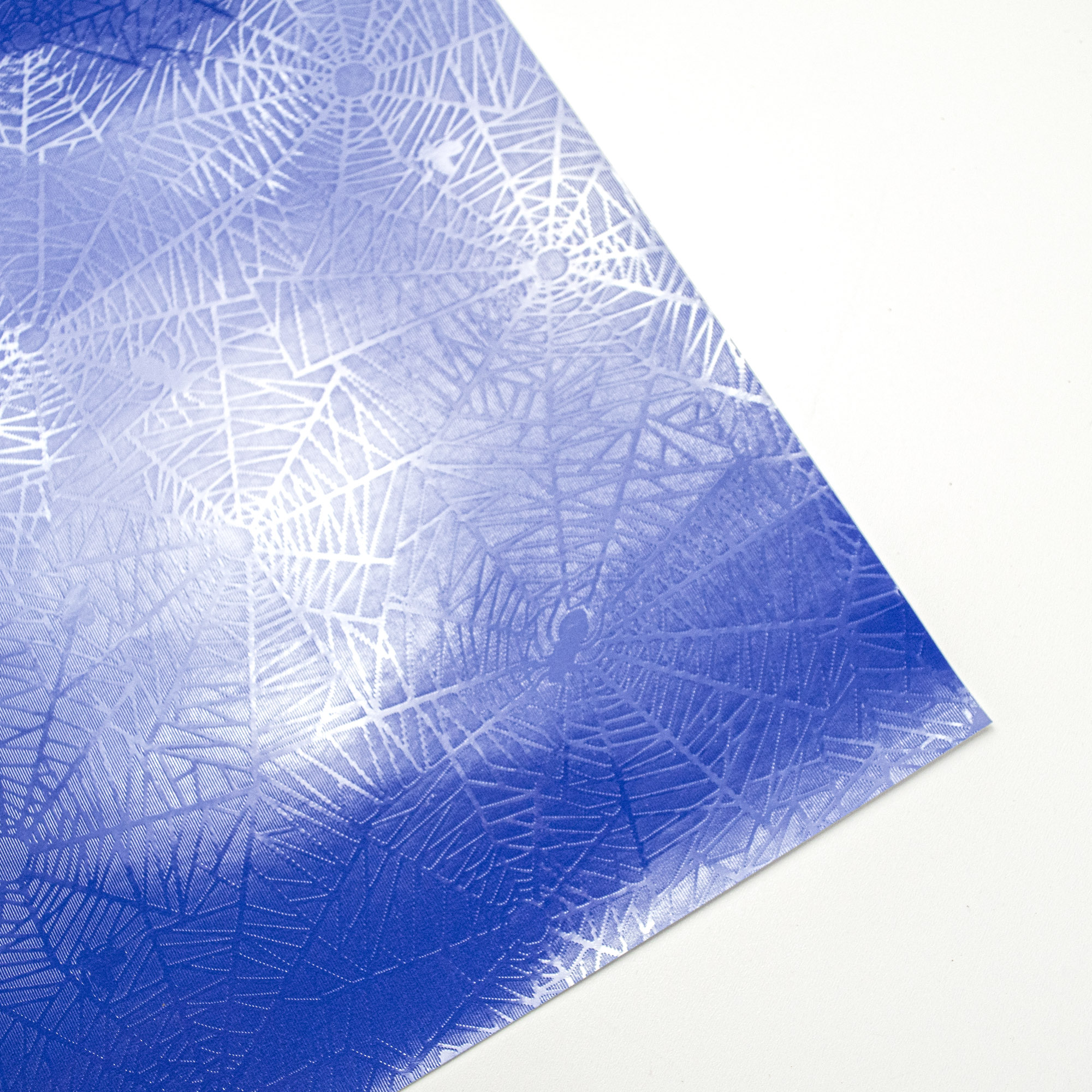 Pliego de Papel Araña Celeste 50X70 cm.