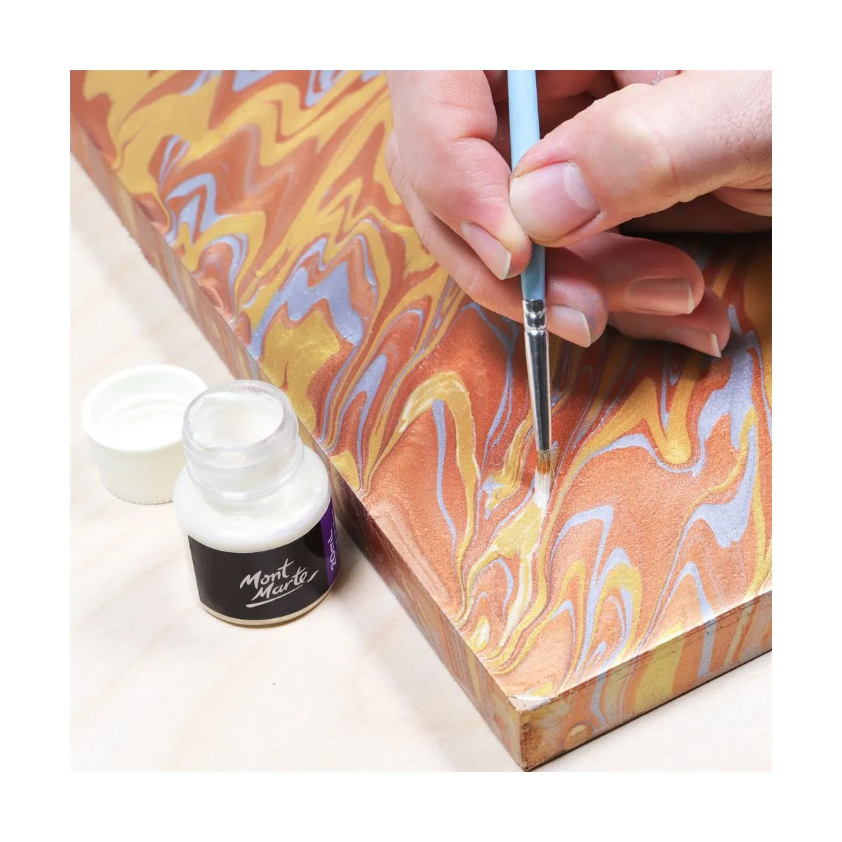 Pintura de lámina iridiscente Premium Mont Marte 20ml (0.68oz) PMPP2003