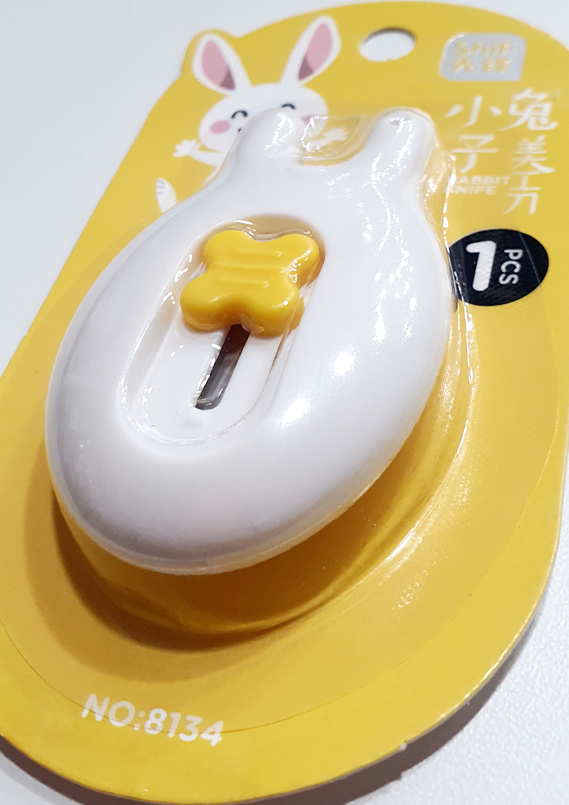 Mini Cutter Kawaii (Estilete) en Forma de Cabeza de Conejo 8134